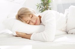مضرات خواب بیش از حد از نگاه طب سنتی ایرانی